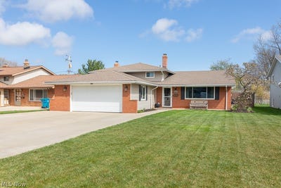 /international/us/24798-mitchell-drive-north-olmsted-oh-110107260862/
