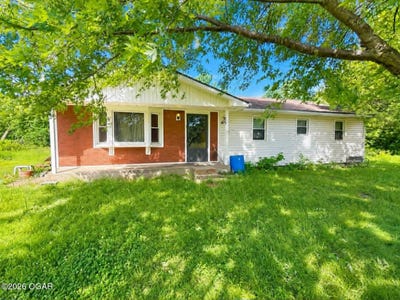 /international/us/1813-columbus-street-galena-ks-110107860168/