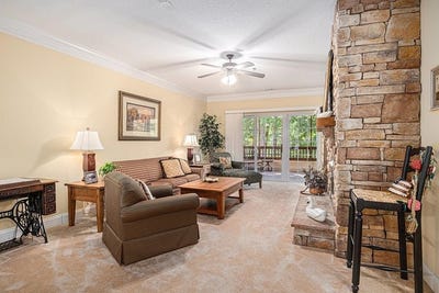 /international/us/94-gleneagle-court-c202-clayton-ga-110099338518/