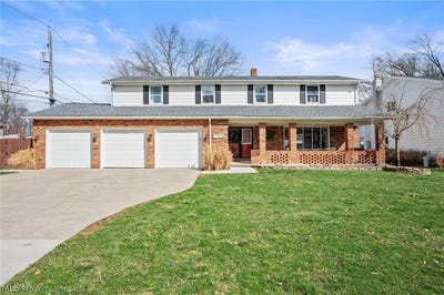 /international/us/27974-sanders-lane-north-olmsted-oh-110106367443/