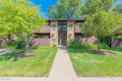 /international/us/3245-mayfield-road-unit-9-cleveland-heights-oh-110100800194/