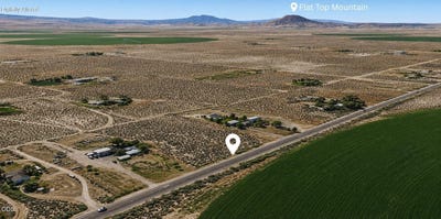 /international/us/christmas-valley-highway-christmas-valley-or-110119493852/