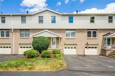 /international/us/1165-hampton-drive-victor-ny-110101089915/