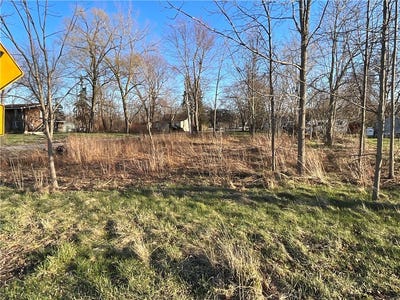 /international/us/3244-w-lake-road-wilson-ny-110110210173/