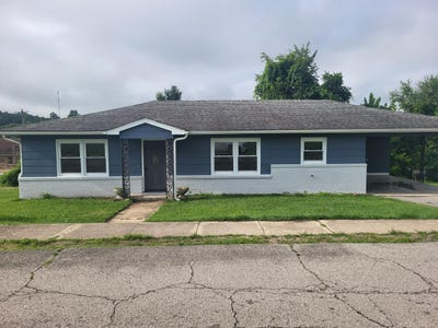 /international/us/246-third-elm-street-gainesville-mo-110102187286/