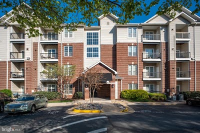 /international/us/1591-spring-gate-drive-mclean-va-110107452794/