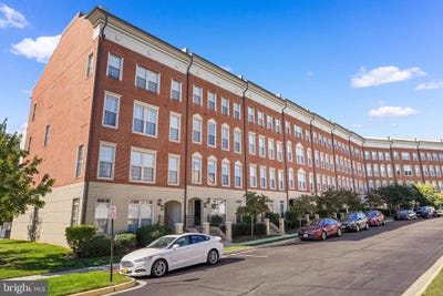 /international/us/7748-cedar-branch-drive-gainesville-va-110120768029/