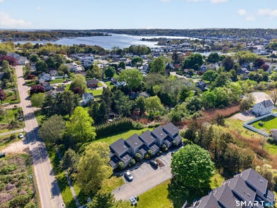 /international/us/31-hewitt-road-stonington-ct-110108208984/
