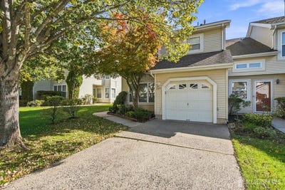 /international/us/220-manahan-road-east-brunswick-nj-110120535551/