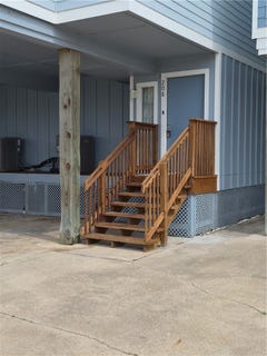 /international/us/100-port-royal-aransas-pass-tx-110106321357/