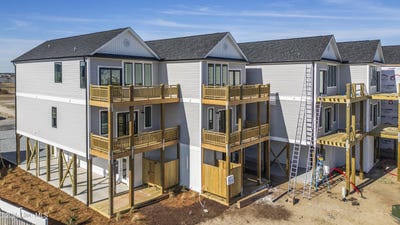 /international/us/771-n-topsail-drive-surf-city-nc-110097138878/?lang=en