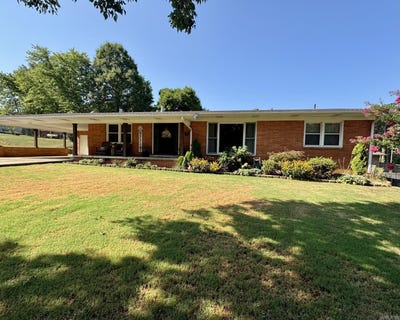 /international/us/703-center-street-harrisburg-ar-110101180805/