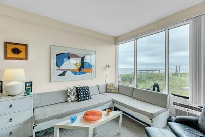 /international/us/101-dune-road-east-quogue-ny-110119593250/