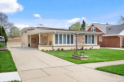 /international/us/417-n-prospect-manor-avenue-mount-prospect-il-110107821314/