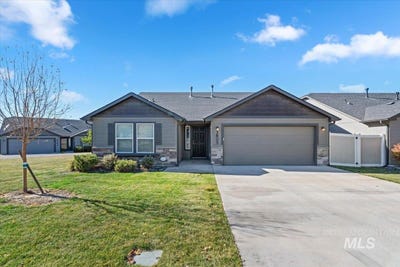 /international/us/3805-s-windy-ridge-dr-nampa-id-110120636027/