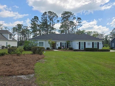 /international/us/7635-enoch-lake-lake-park-ga-110098778408/