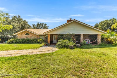 /international/us/1980-corey-road-malabar-fl-110101393229/