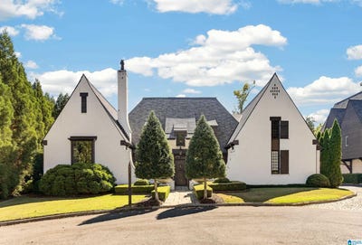 /international/us/3149-overton-cove-mountain-brook-al-110120551843/