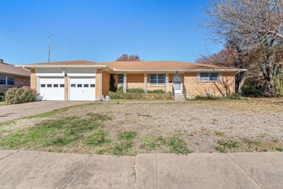 /international/us/927-poinsettia-drive-lancaster-tx-110108799087/