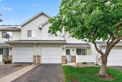 /international/us/8639-quarry-ridge-lane-woodbury-mn-110108339440/