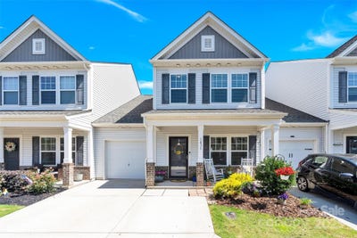 /international/us/103-blackstone-court-statesville-nc-110100462473/
