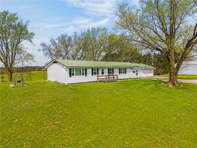 /international/us/44578-6-highway-humphreys-mo-110107542535/