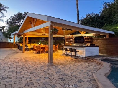 /international/us/24932-sebastian-lane-mission-viejo-ca-110107612435/