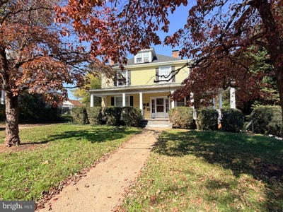 /international/us/806-e-piedmont-street-culpeper-va-110120852952/