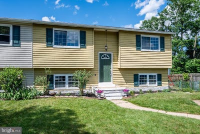 /international/us/7985-scotts-manor-court-glen-burnie-md-110108385945/