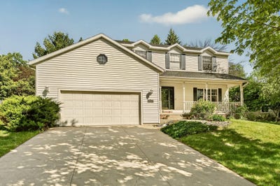 /international/us/1915-folwell-drive-sw-rochester-mn-110110407448/