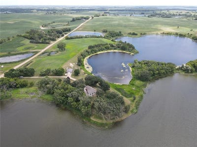 /international/us/9077-82nd-avenue-ne-spicer-mn-110107826971/
