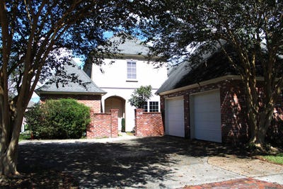 /international/us/19435-s-harrells-ferry-rd-baton-rouge-la-110106348762/