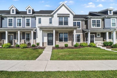 /international/us/11886-kentucky-street-crown-point-in-110108356674/