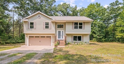 /international/us/1428-e-white-lake-drive-twin-lake-mi-110101436940/