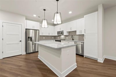 /international/us/2648-sandy-plains-road-422-marietta-ga-110108398979/