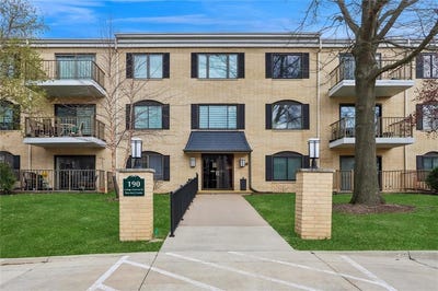 /international/us/190-cottage-grove-avenue-se-cedar-rapids-ia-110107315892/
