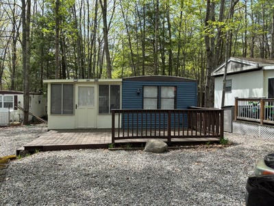 /international/us/7-oregon-avenue-old-orchard-beach-me-110107613785/