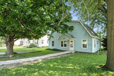 /international/us/1203-8th-street-durant-ia-110101369296/?lang=en