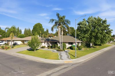 /international/us/5413-inverrary-court-bakersfield-ca-110108239883/