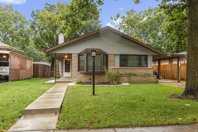 /international/us/714-jonquil-terrace-deerfield-il-110119944632/