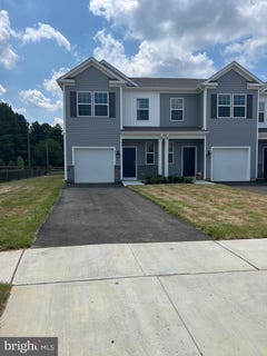 /international/us/82-arlotta-street-glassboro-nj-110108119395/