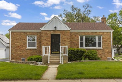 /international/us/109-s-hudson-street-westmont-il-110108009836/