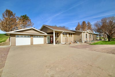 /international/us/1809-emmet-bronson-ia-110107804040/