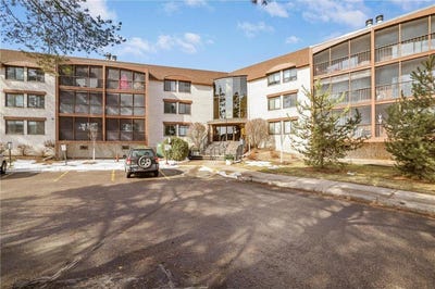 /international/us/4710-58th-avenue-n-crystal-mn-110106767066/