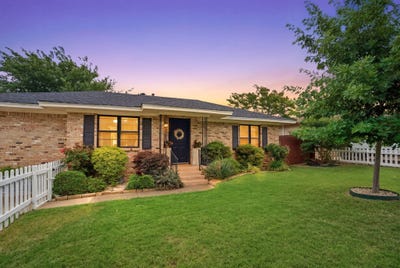 /international/us/9380-n-county-road-frisco-tx-110107896389/