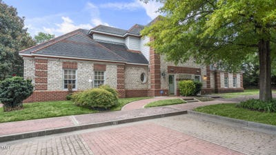 /international/us/127-presidents-drive-durham-nc-110101421388/