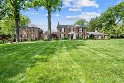 /international/us/7-greenbriar-drive-ladue-mn-110100984917/