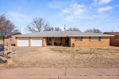 /international/us/219-redwood-lane-levelland-tx-110105937250/