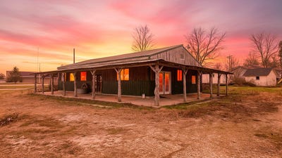 /international/us/402-2nd-street-summersville-mo-110104235524/