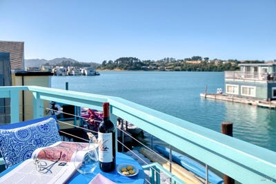 /international/us/35-w-pier-sausalito-ca-110099932324/
